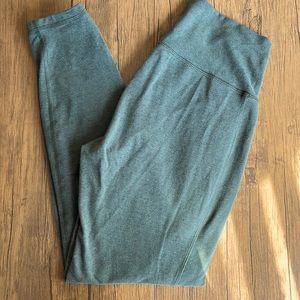 Old Navy Active Balance Go Dry leggings